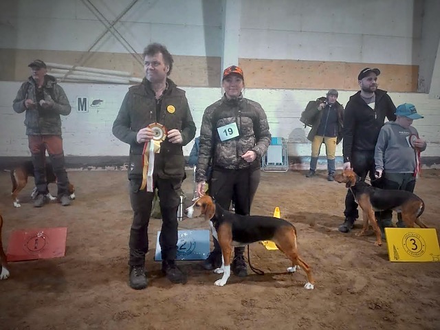 e9d26bcd-28ea-4ea0-ab4a-2a430a64e60b